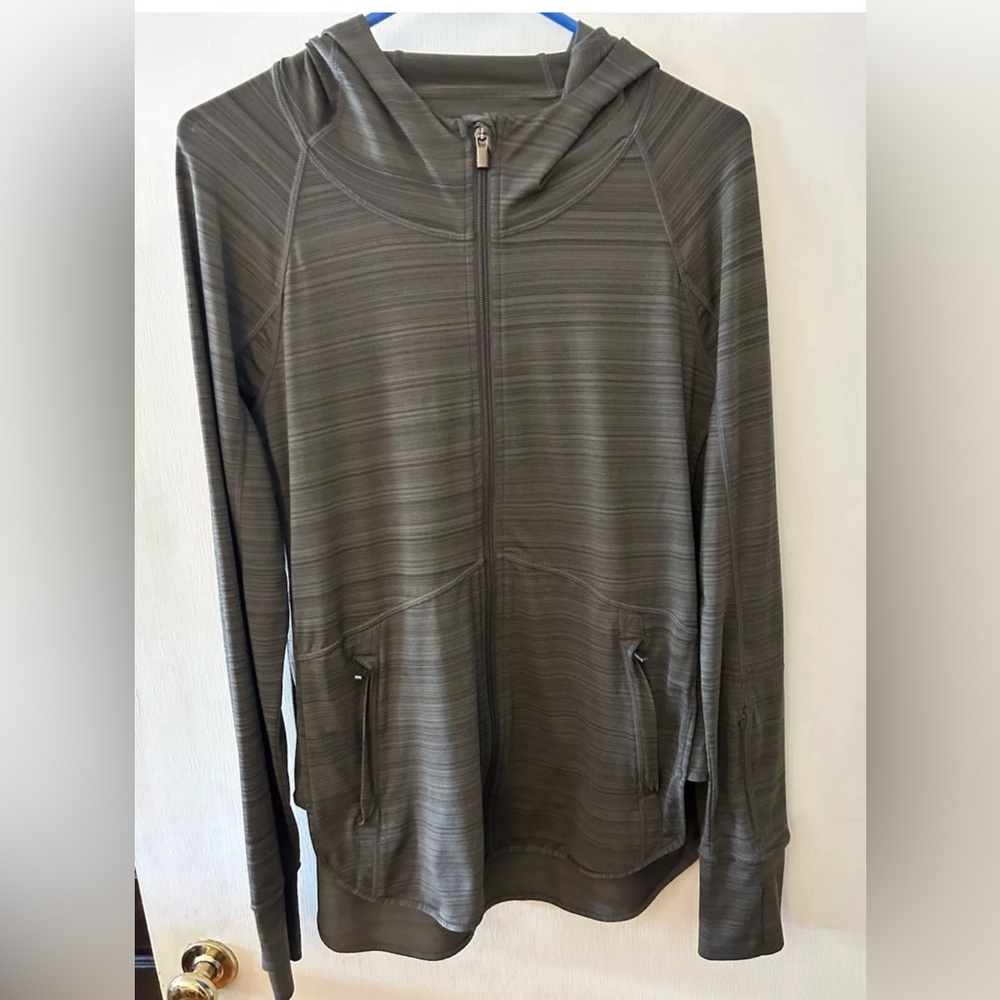 Athleta Pacifica Illume UPF Jacket size M, Green